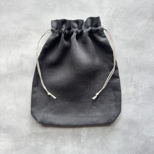 PMT （ピモンテ）リネン巾着ポーチ 刺繍リネン巾着ポーチL