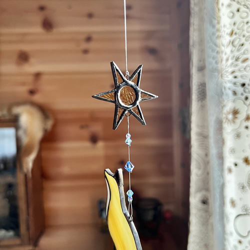 ステンドグラス　サンキャッチャー キツネのステンドグラスサンキャッチャー サンキャッチャー 波 通販