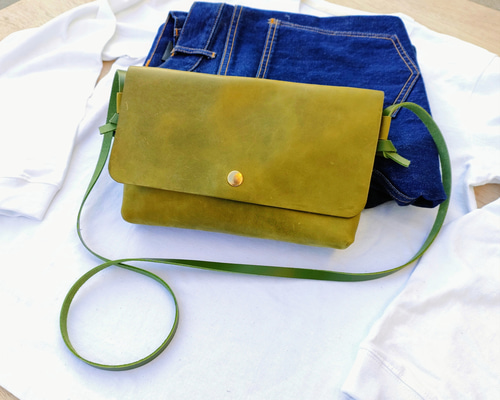 国産革】ポテッとしたポストマンバッグ（レザー/ショルダーバッグ