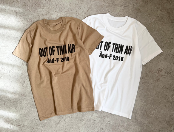 シンプルで合わせやすい♪大人のロゴTシャツ「out of thin air」 3枚目の画像