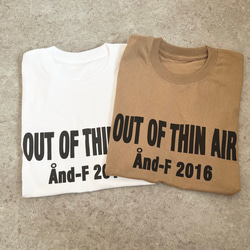 シンプルで合わせやすい♪大人のロゴTシャツ「out of thin air」 6枚目の画像