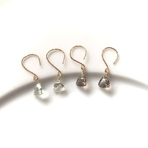 天然石14kgf スモーキークォーツとグリーンアメジストのピアスアレル対応