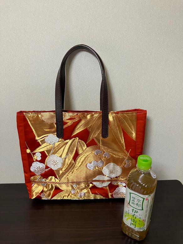 アンズルーム★ちょっと豪華な　トートバッグ★ハンドバッグ★着物　帯★赤★A4 アンズルーム☆ハンドメイド☆ちょっと豪華な トートバッグ