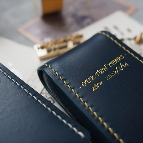 Volvoボルボスマートキーケース 本革の手縫い 名入れ可 カラーが選べる