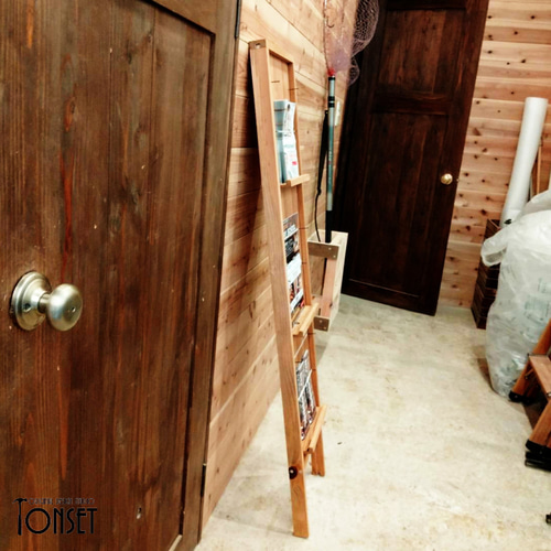 3連A4チラシホルダースタンド オークcol. 壁掛けラック・ウォール