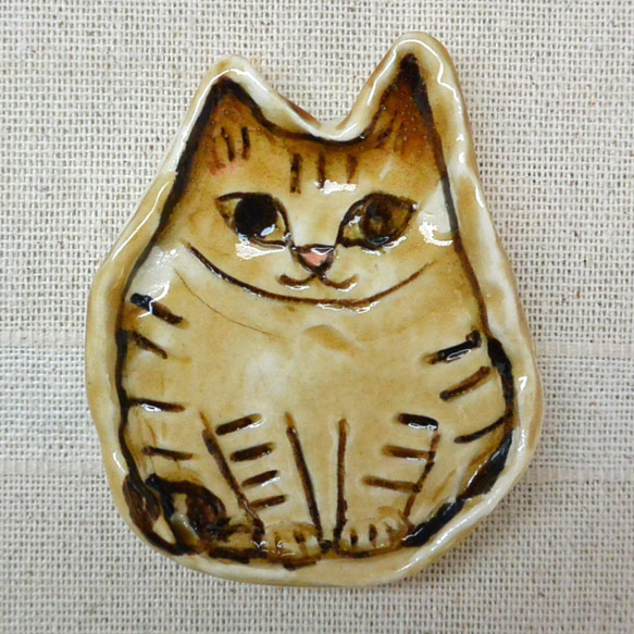トラネコとシロネコの小さいお皿　３枚セット　豆皿　ねこ・猫　手作り陶芸　陶器 6枚目の画像