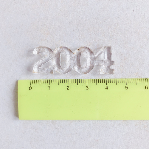 アクリル(カスミ) 西暦パーツ キラキラ Anniversary 生まれ年《2個