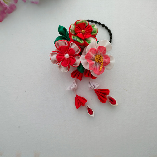 つまみ細工・ヘアゴム・髪飾り・七五三・お正月（送料無料） ヘアゴム