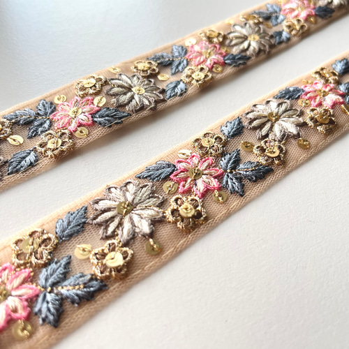 SALE♡50cm】インド刺繍リボン グレーxピンク ネット SN414