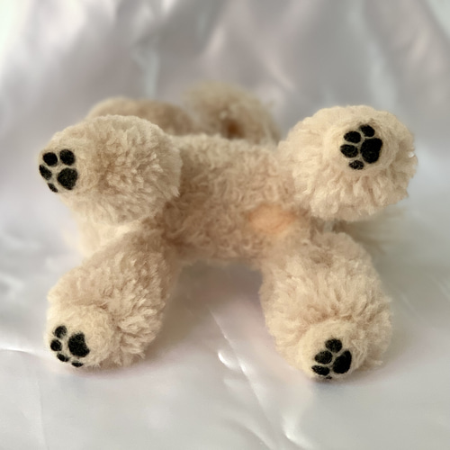 カフェオレカラーのトイプードル 羊毛フェルト 犬 羊毛フェルト カフェオレカラーのトイプードル 羊毛フェルト 犬 羊毛フェルト