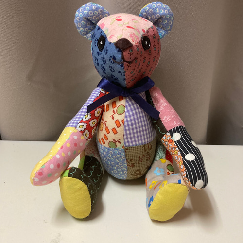 20周年記念 パッチワーククマのぬいぐるみ 81L4EDBOZJL._UF350,350_QL50_.jpg