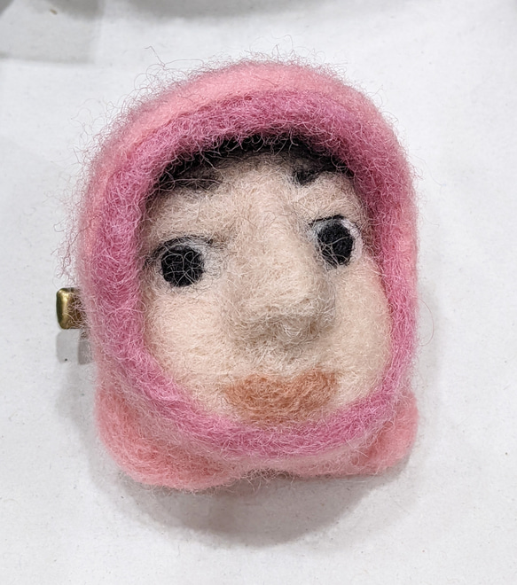 お顔ブローチ 梅農家のハツコさん 1枚目の画像