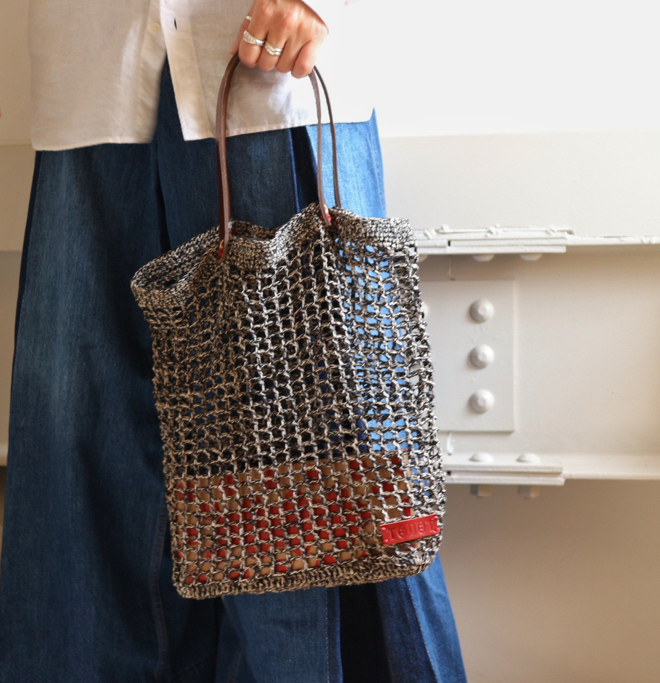 ◇リネンミックス糸の大きなメッシュバッグ◇ブラック×ナチュラル♢