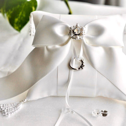 【再販】クチュール感覚のプリンセス　リングピロー　ホワイトリボン　パール　スワロフスキー 13枚目の画像