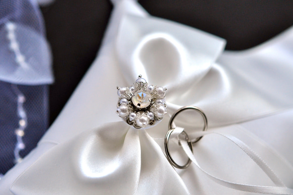 【再販】クチュール感覚のプリンセス　リングピロー　ホワイトリボン　パール　スワロフスキー 7枚目の画像