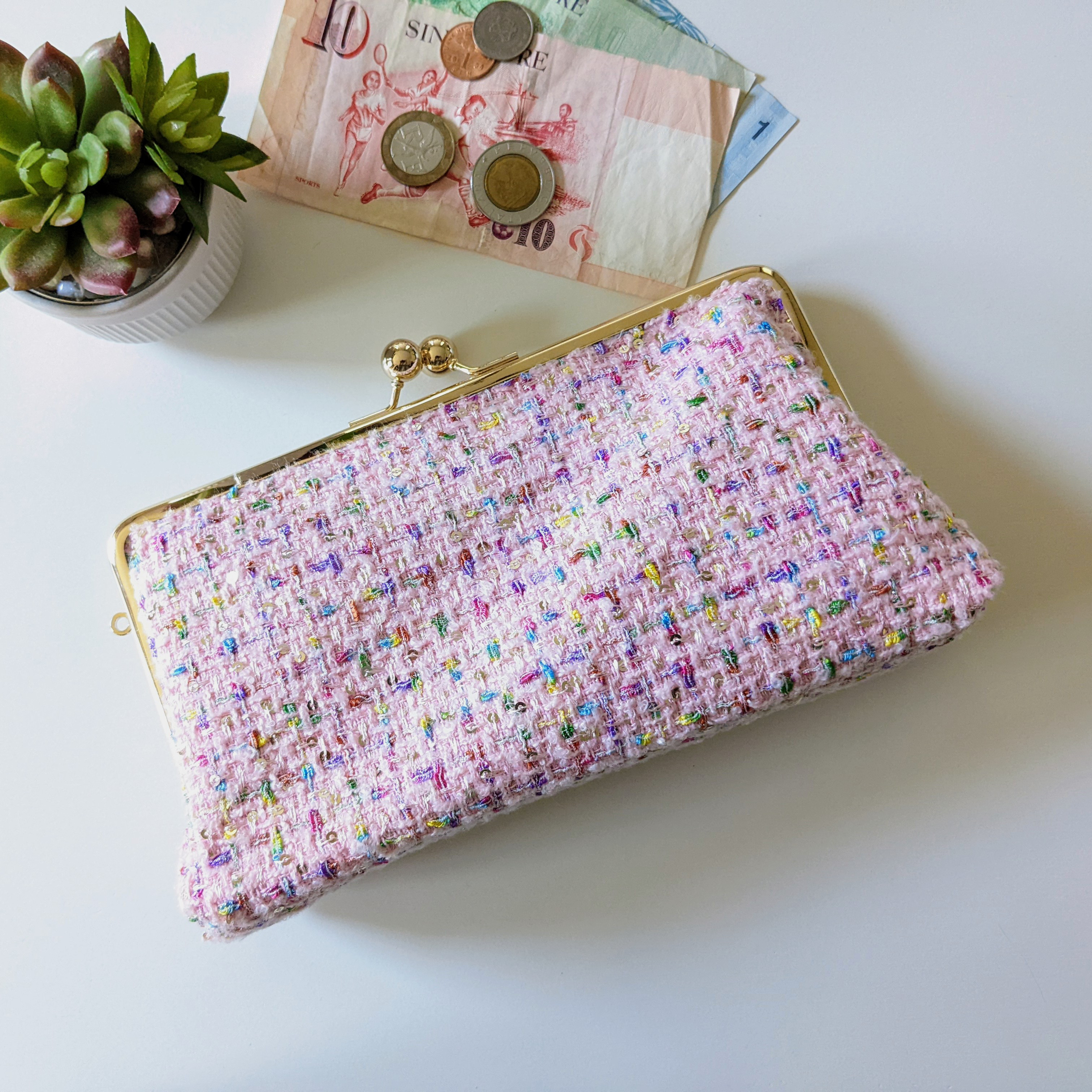 大容量のがま口長財布　ラメツイード　ピンク　チェーンなし