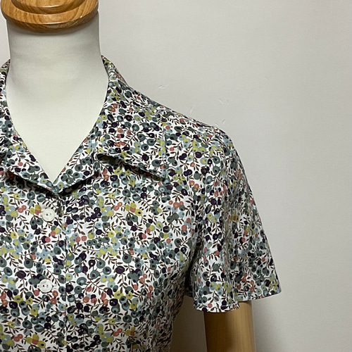 お好きなリバティ フランダースリネンで製作 レトロな開襟シャツ  