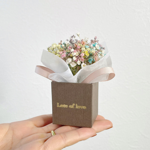 ドライフラワー　ミニブーケ　・.＊専用ぺージ.・＊ アンティーク風ホワイトボード。withドライフラワーミニブーケ