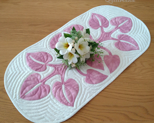 ハワイアンキルト　テーブルセンター　　タペストリー ハワイアンキルト テーブルセンター モンステラ その他