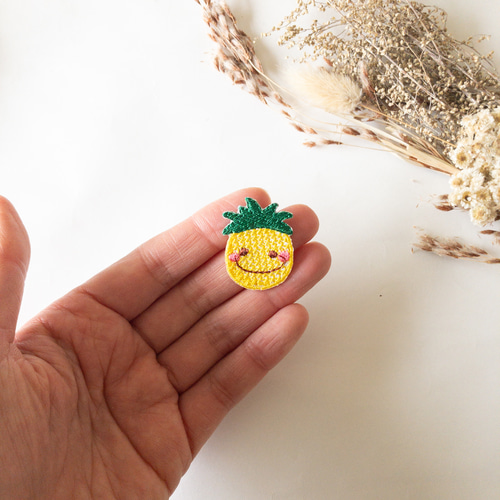 オリジナルハンドメイド　カラフルパイナップル パイナップル ワッペン 3枚入り その他入園グッズ デコリエ工房 通販