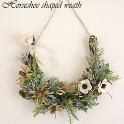 ＊* sale*1点物：horseshoe-shaped wreath（L）＊* 1枚目の画像