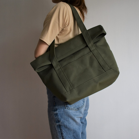 BEND TOTE BAG（オリーブ/カーキ） 2枚目の画像