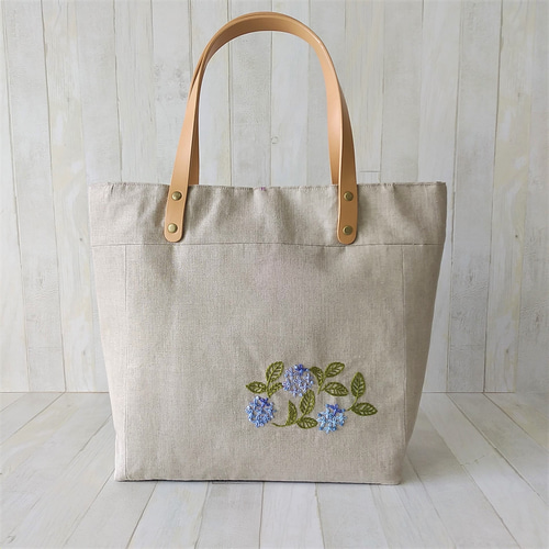 ハンドメイド＊＊手刺繍＊＊肩かけトートバッグ ＊＊紫陽花