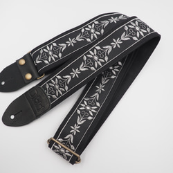 フランステープ　シルバー刺繍の帆布ギターストラップ 3枚目の画像