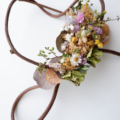 創作リース　ワイルドフラワー＆アカヅル＆キュウイツル 創作リース ワイルドフラワー＆アカヅル＆キュウイツル ワイルド