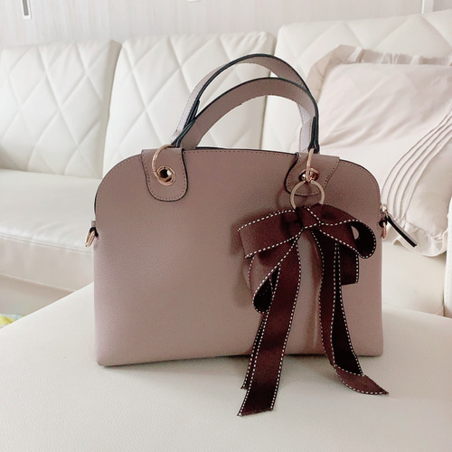 バッグチャーム リボンチャーム ドットリボン 揺れるリボン コックリ