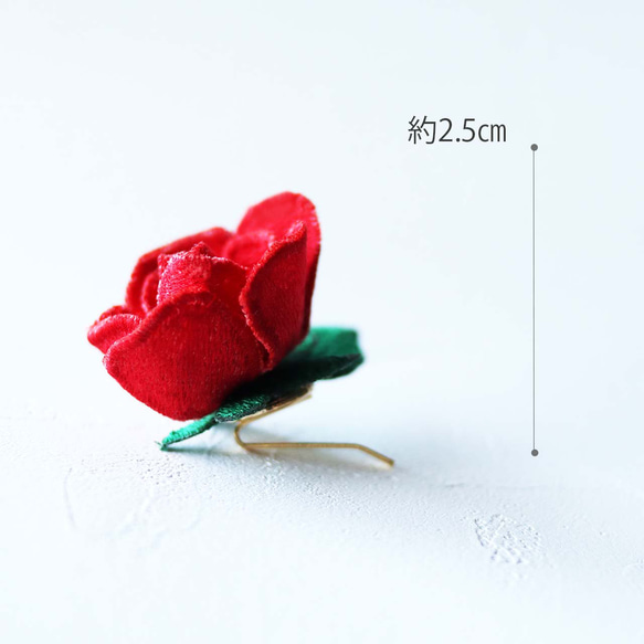 【立体刺繍】赤いバラ 5枚目の画像