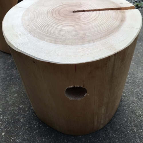 小さな椅子 丸太 子供椅子 持ち手穴有り 吉野杉 薪割り台 飾り台 花台
