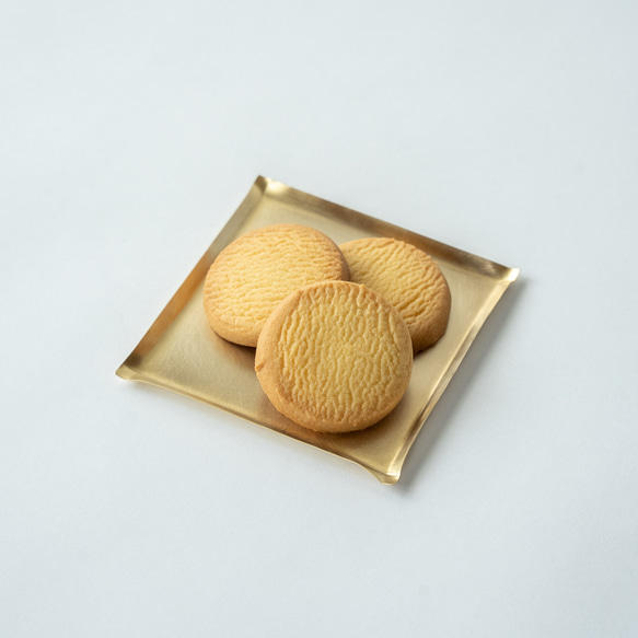 真鍮の四角皿/S　アクセサリートレイ　菓子皿  minimal plate <square-S> / brass 9枚目の画像