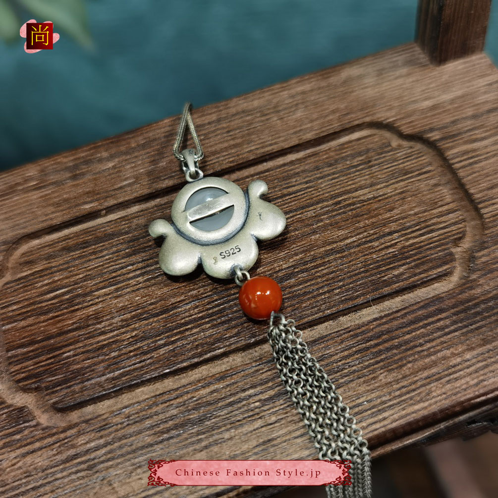 アジアの手仕事 シルバー 925 ペンダント ネックレス  天然石 5月  翡翠  南紅瑪瑙 中国レトロ#102