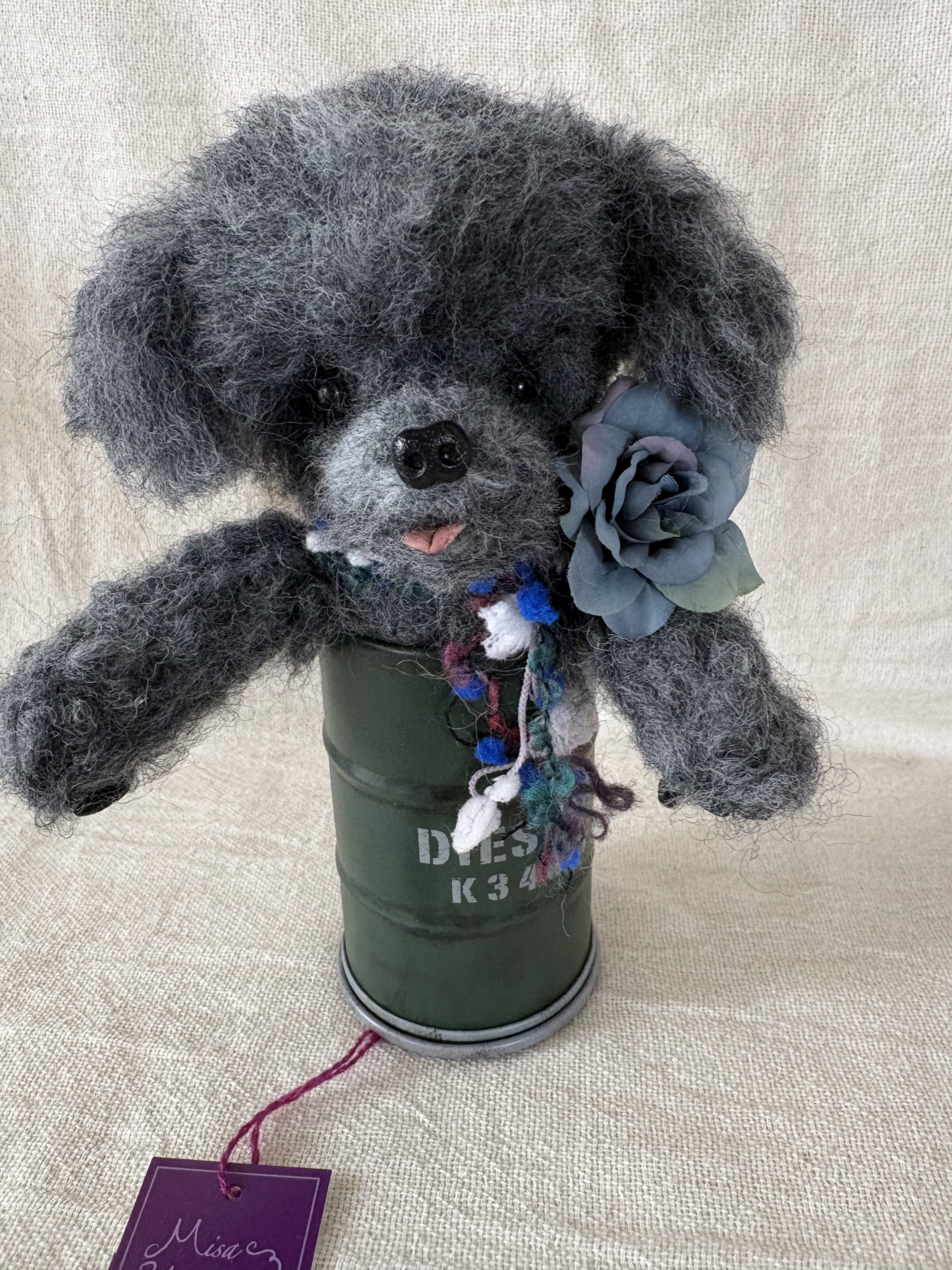 トイプードル　羊毛フェルト　羊毛　愛犬　プレゼント　缶入り