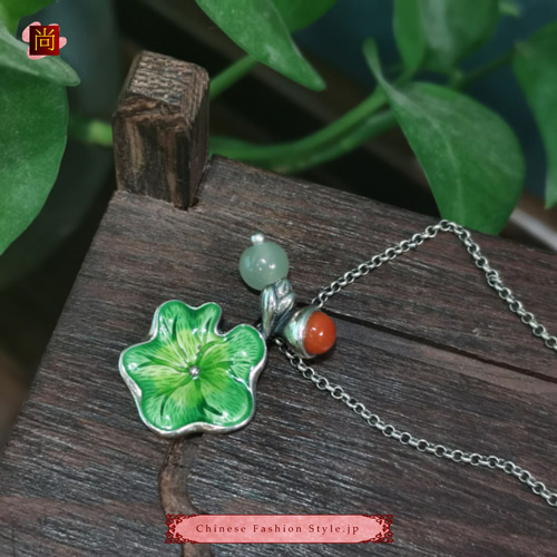 翡翠ネックレス、シルバー925チェーン