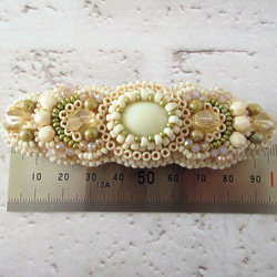 Hair accessory　バレッタ　ビーズ刺繍　（K1099) 5枚目の画像