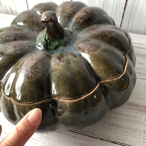 天融地☆「カボチャの蓋付き大きな器」陶芸作品 お皿 小物入れ 梅干し