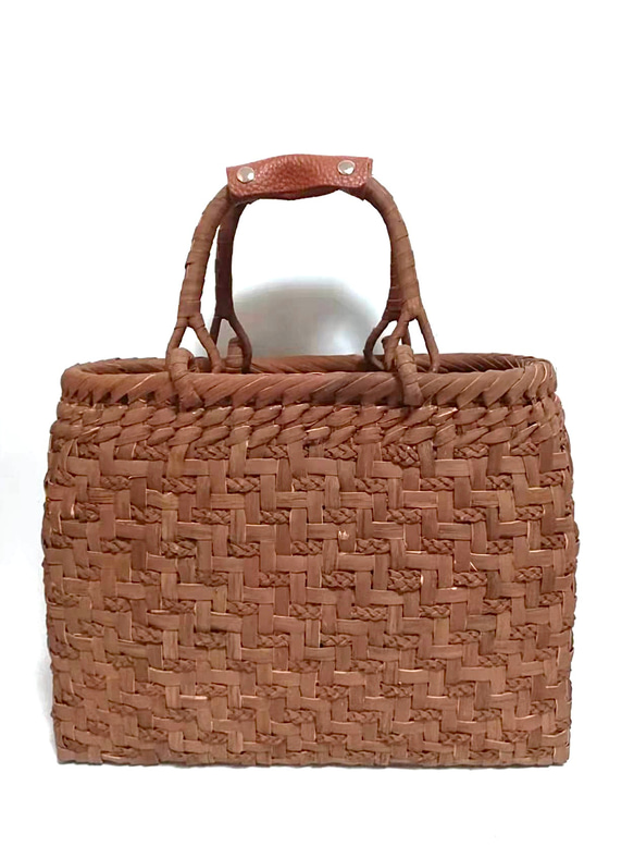 山葡萄バッグ定番みつ編み かごバッグ 山葡萄バッグ魅力 通販｜Creema  