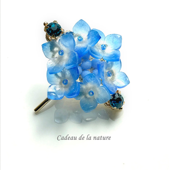 紫陽花のビジューポニーフック(青) 1枚目の画像