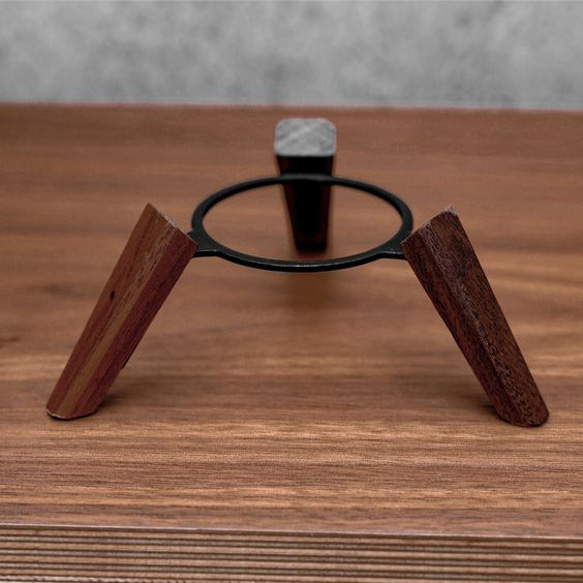 100%純木無垢材のApple HomePod mini用スタンド アメリカンウォールナット 3枚目の画像