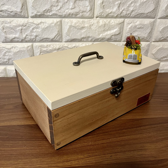 3色から選べる】オシャレな万能箱 救急箱 収納箱 くすり箱