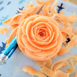 母の日に石鹸のバラ飾りオレンジカラー元気ビタミン～・ソープカービング/石鹸彫刻 6枚目の画像