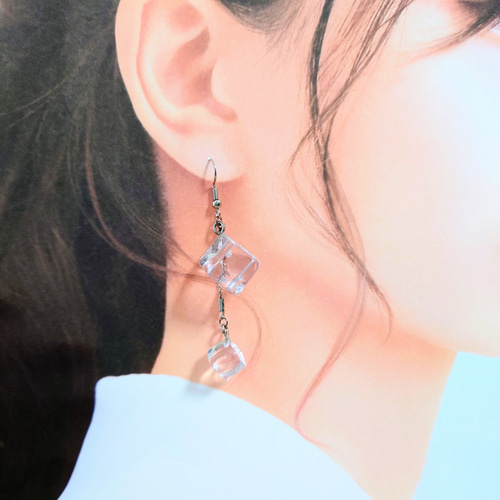 803 再販 氷 シルバー クリア 大ぶり ハンドメイド ピアス イヤリング