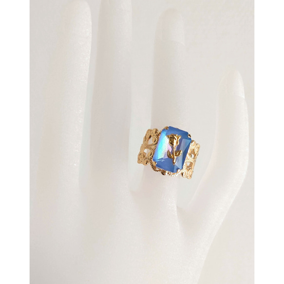 大水晶玻璃・浪漫戒指｜藍藍色古董寶塚哥特式 第5張的照片