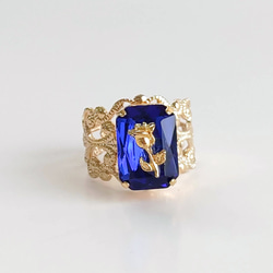 大水晶玻璃・浪漫戒指｜藍藍色古董寶塚哥特式 第1張的照片