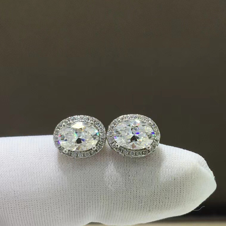 【合計2カラット 】輝くモアサナイト ピアス s925 10,360円