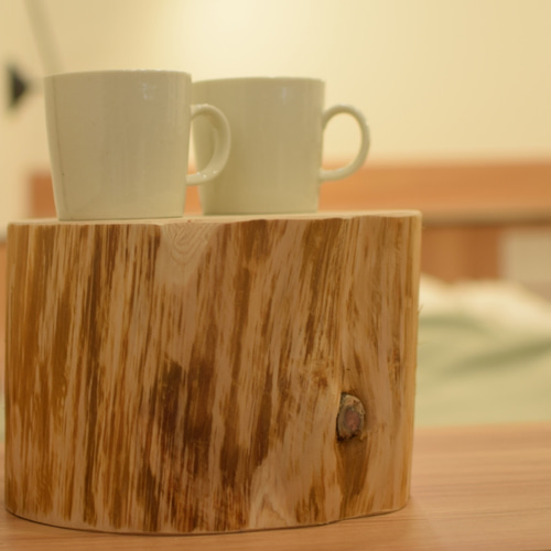 高さが選べる 青森ヒバの小さな丸太 太さサイズS 2cm厚〜 その他家具