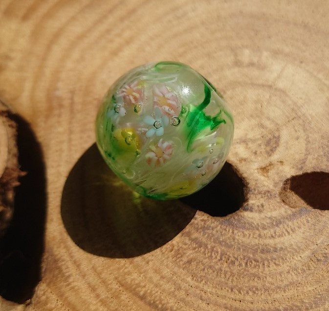 タッジーマッジー とんぼ玉 ハーブガーデン ガラス マーガレット