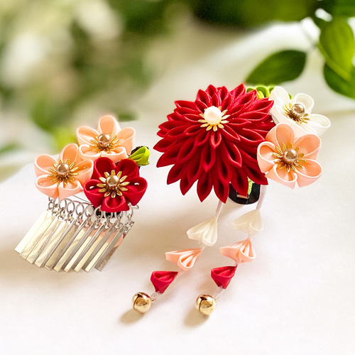 上質な髪飾りで豊かなハレの日を～ 七五三髪飾り3歳様向け（赤×桜色